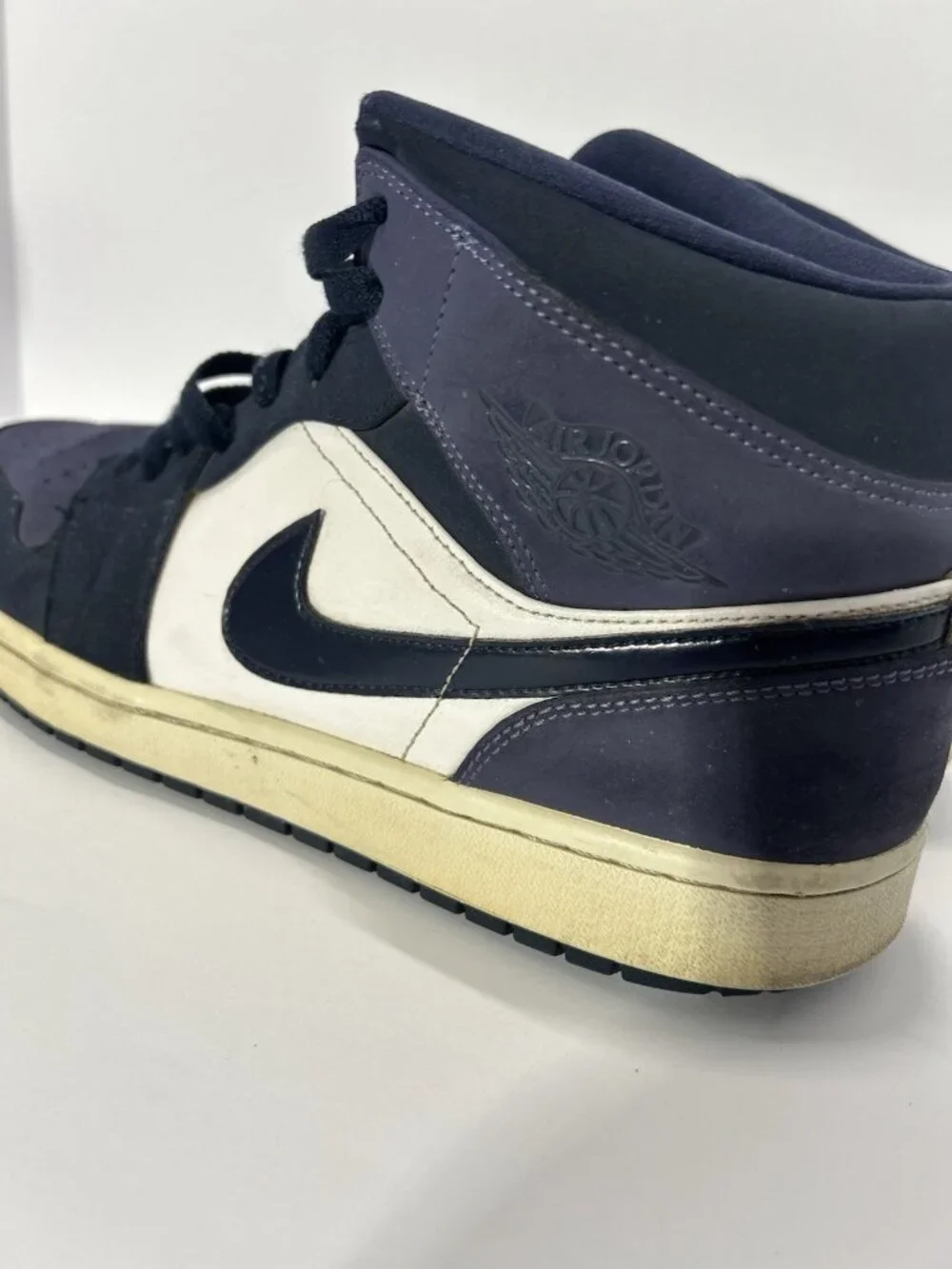 Nike Air Jordan 1 Mid Obsidian Sanded Purple 554724-445 Men’s Size 12 2019